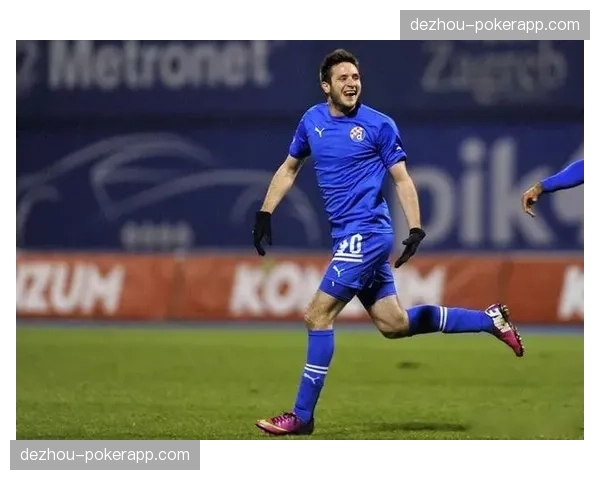 黄潜赛季目标调整分析 从争冠集团掉队后欧战资格成为重点